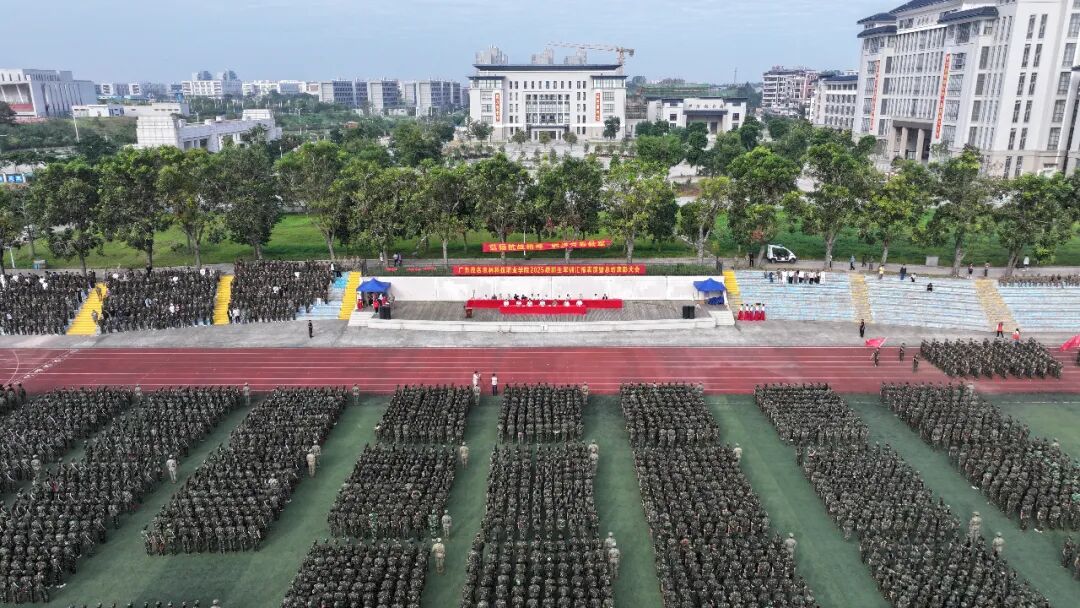 核...